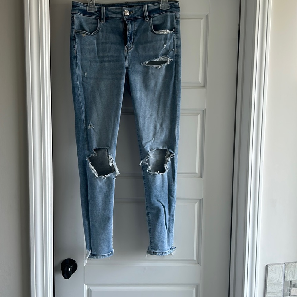 AEO Ne(X)t level stretch high rise jeggings with distressing. Gently used